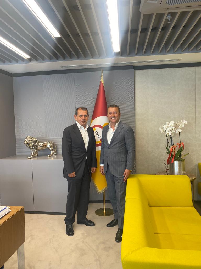 Başkanımız Hakan Karaahmet, Dursun Özbek'i Ziyaret Etti