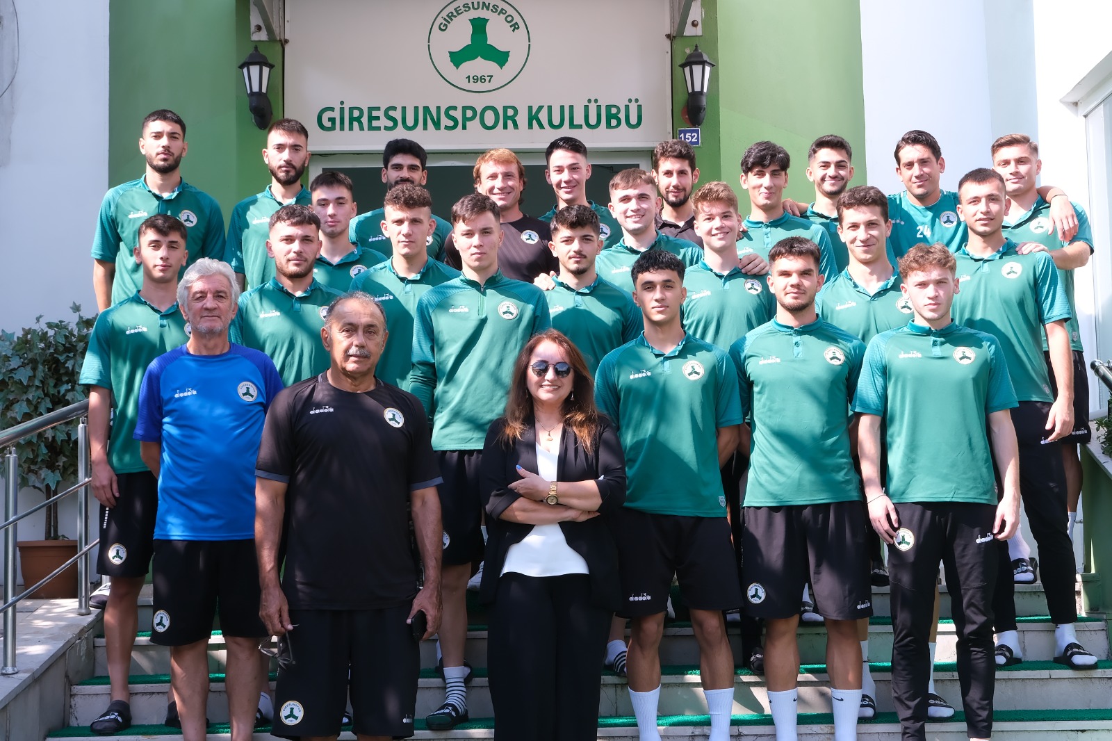 Oyuncularımıza Futbolcu Mental Sağlığı ve Motivasyon konusunda seminer