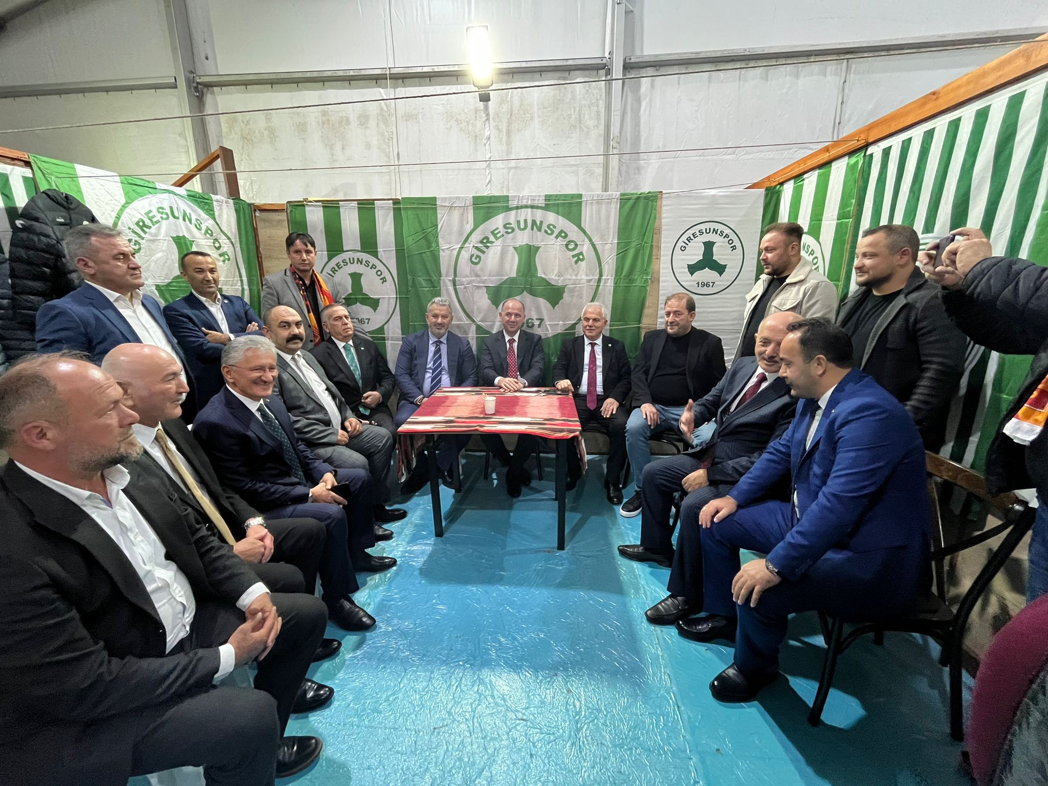 Milletvekillerimiz, Giresun Valimiz, Giresun Belediye Başkanımız ve Giresun Federasyon Başkanımızdan İstanbul'da düzenlenen Giresun Tanıtım Günleri'nde yer alan standımıza ziyaret