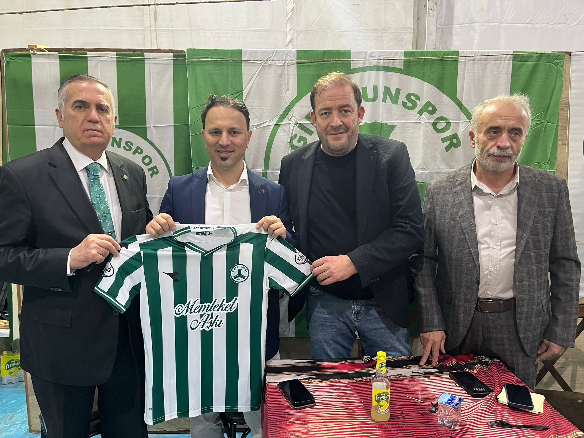 Sponsorlarımızdan Demirhan Madencilik Yönetim Kurulu Başkanı Oktay Bakırhan'dan Giresun Tanıtım Günleri’nde yer alan standımıza ziyaret
