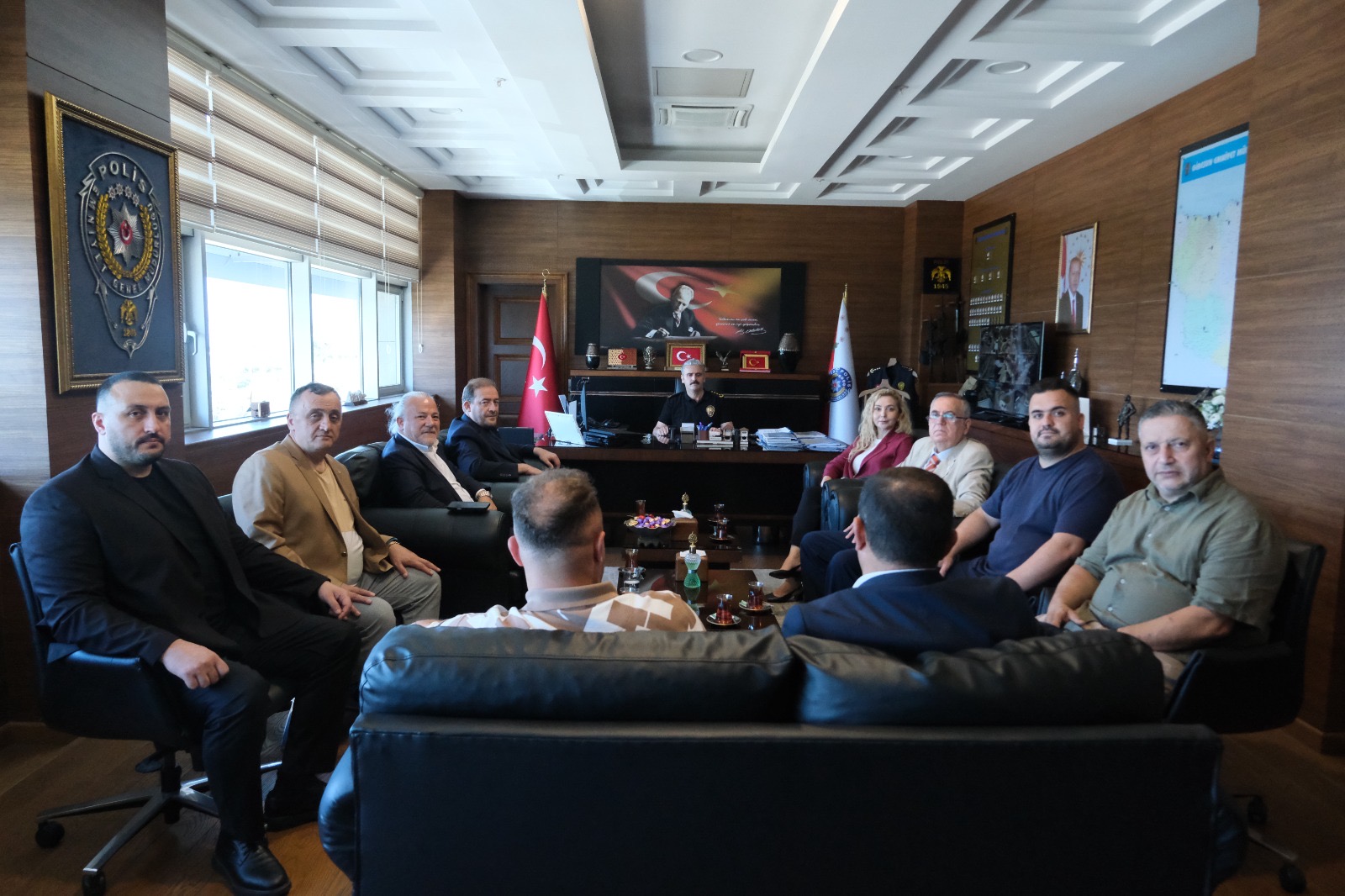 Yönetim Kurulumuz Giresun İl Emniyet Müdürü Tacettin Çelebi'yi ziyaret etti