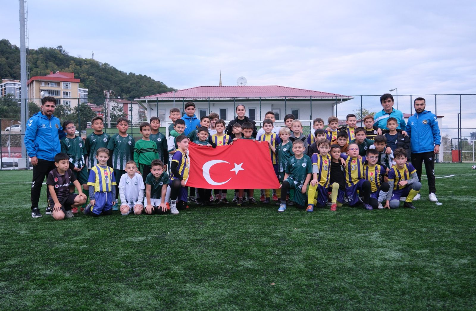 Giresunspor Futbol Akademisi'nden 29 Ekim Cumhuriyet Bayramı etkinliği