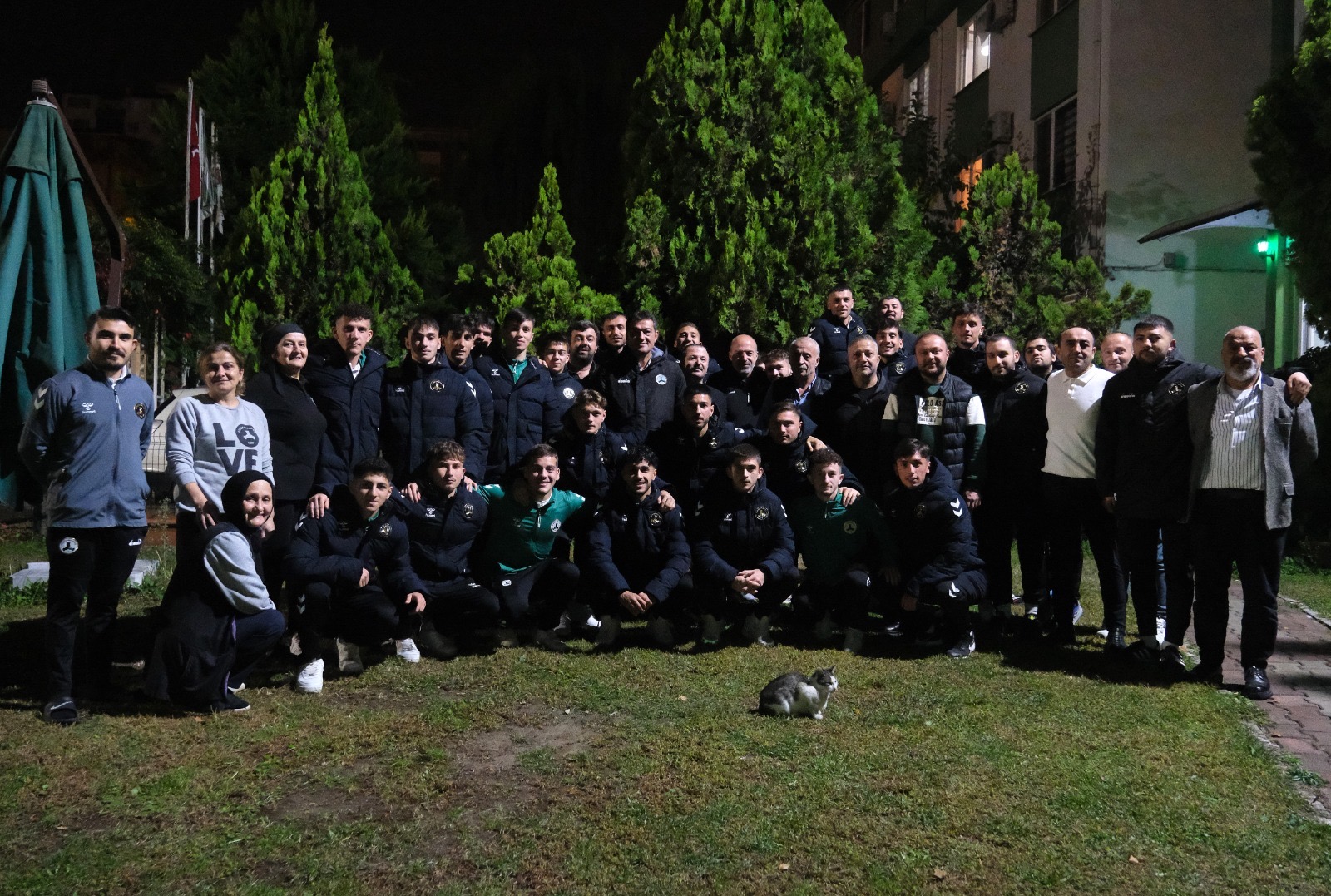 Futbol A takımımız mangal etkinliğinde bir araya geldi