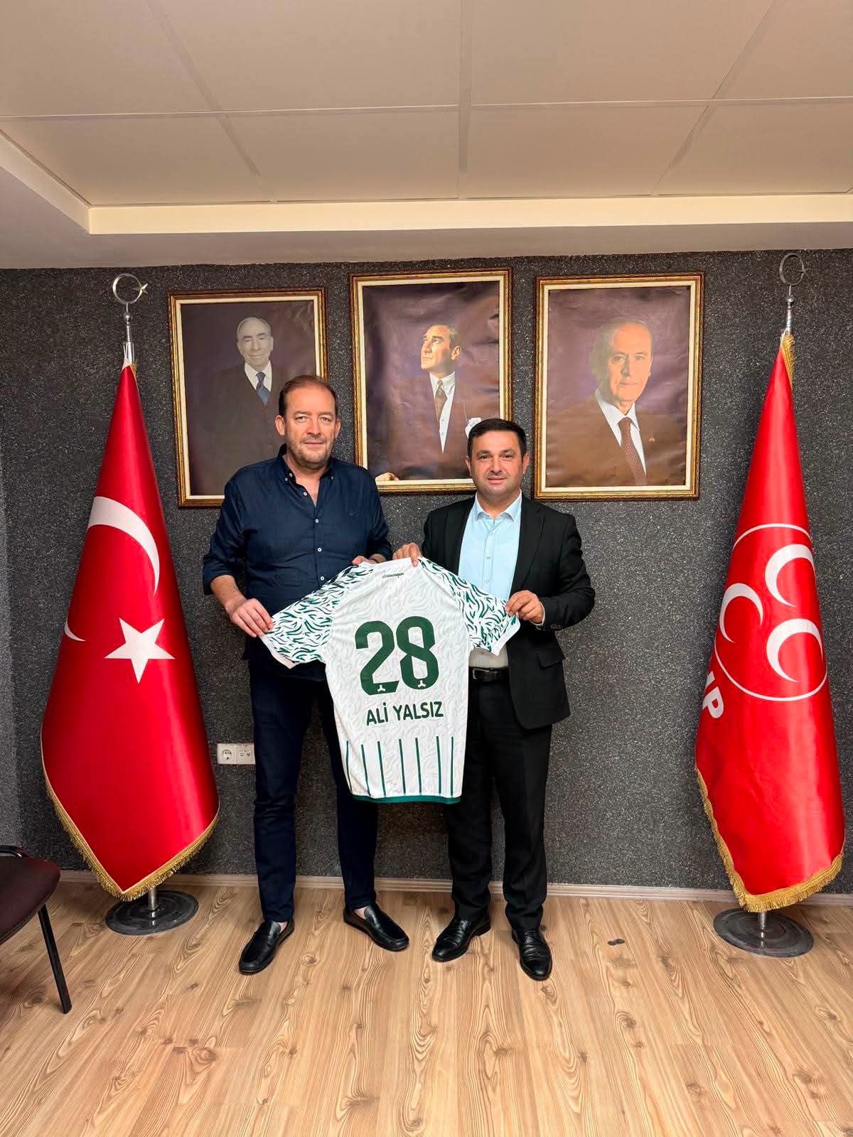 Yönetim Kurulumuzdan Ali Yalsız’a Tebrik Ziyareti