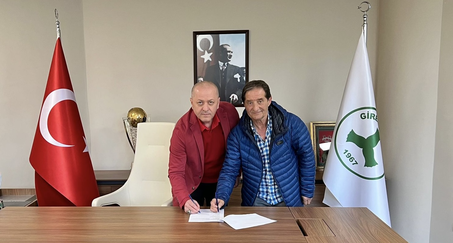 Altyapı Koordinatörümüz Cengiz Demir ile resmi sözleşme imzalandı