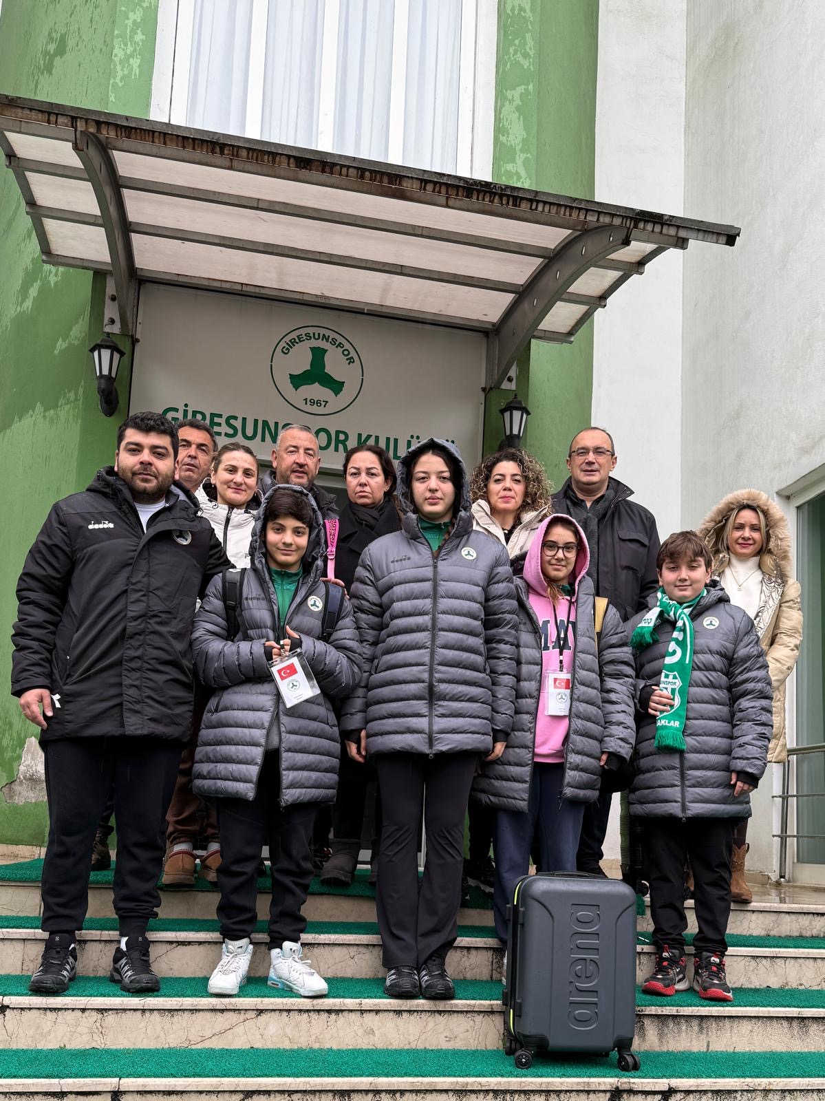 Yüzücülerimiz Sırbistan'da kulaç atacak!