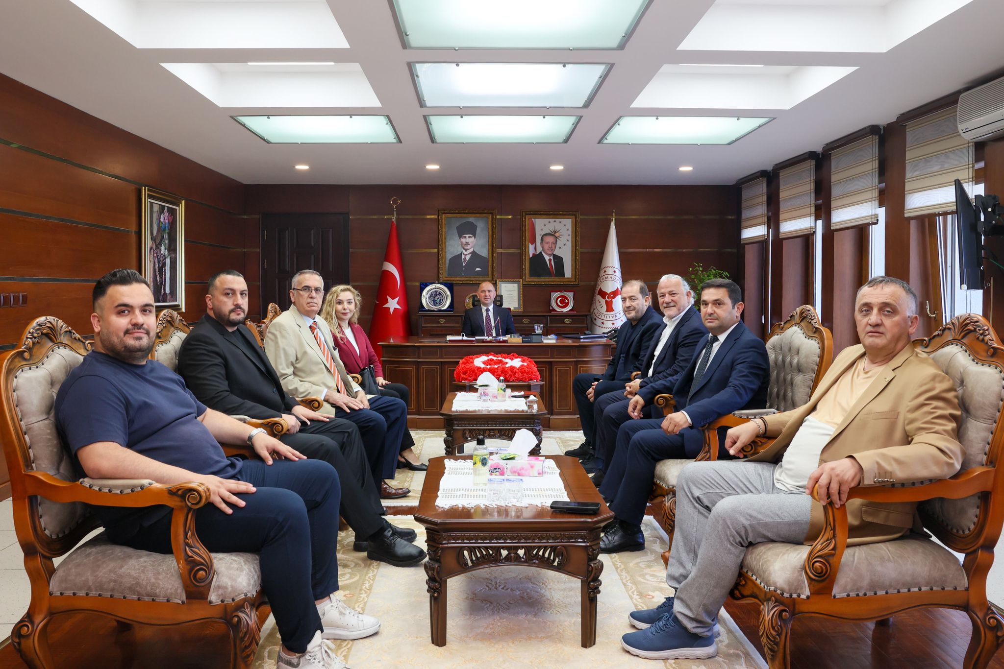 Yönetim Kurulumuz Giresun Valisi Mehmet Fatih Serdengeçti'yi ziyaret etti