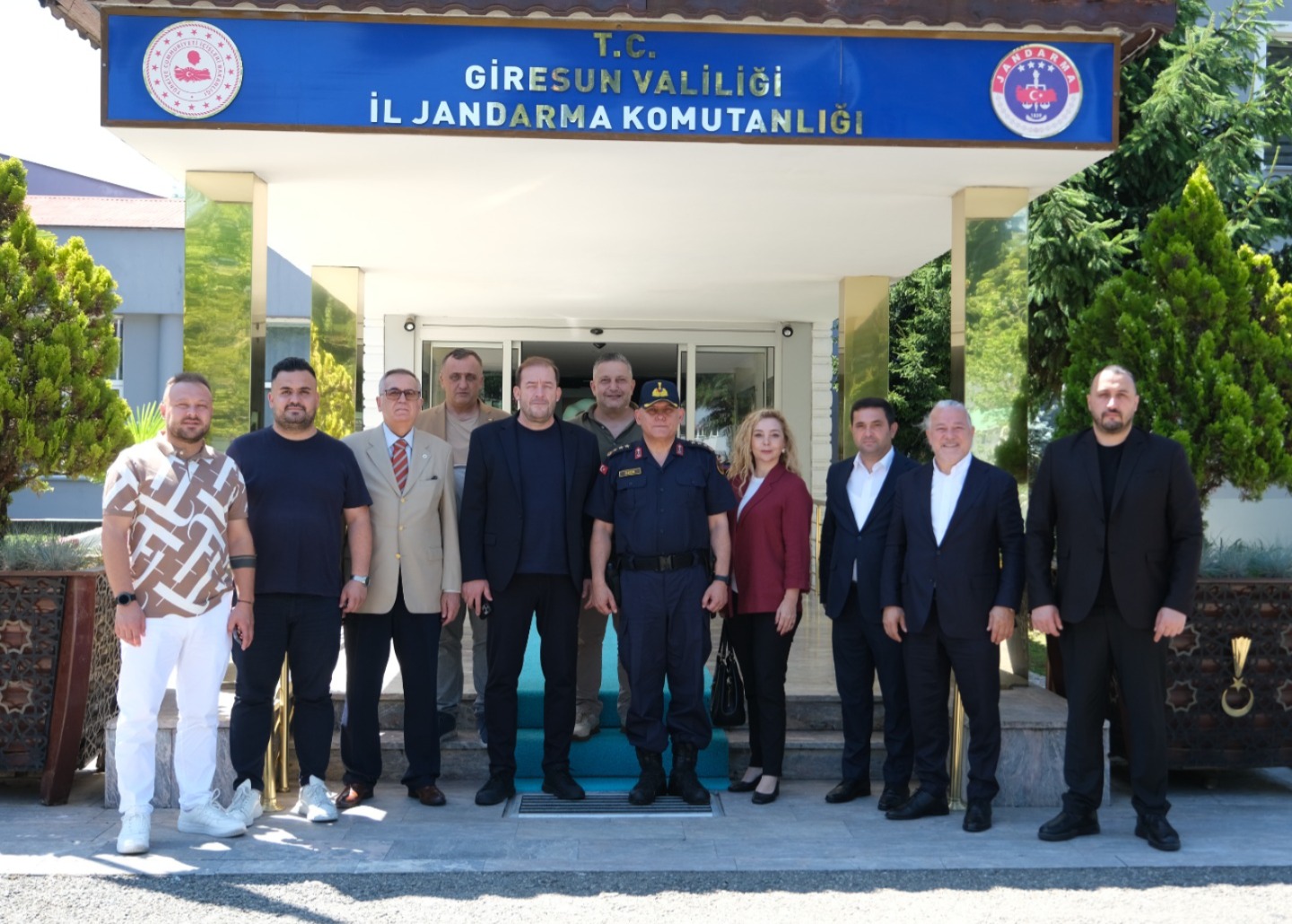 Yönetim Kurulumuz Giresun İl Jandarma Komutanı Özgür Özer'i ziyaret etti