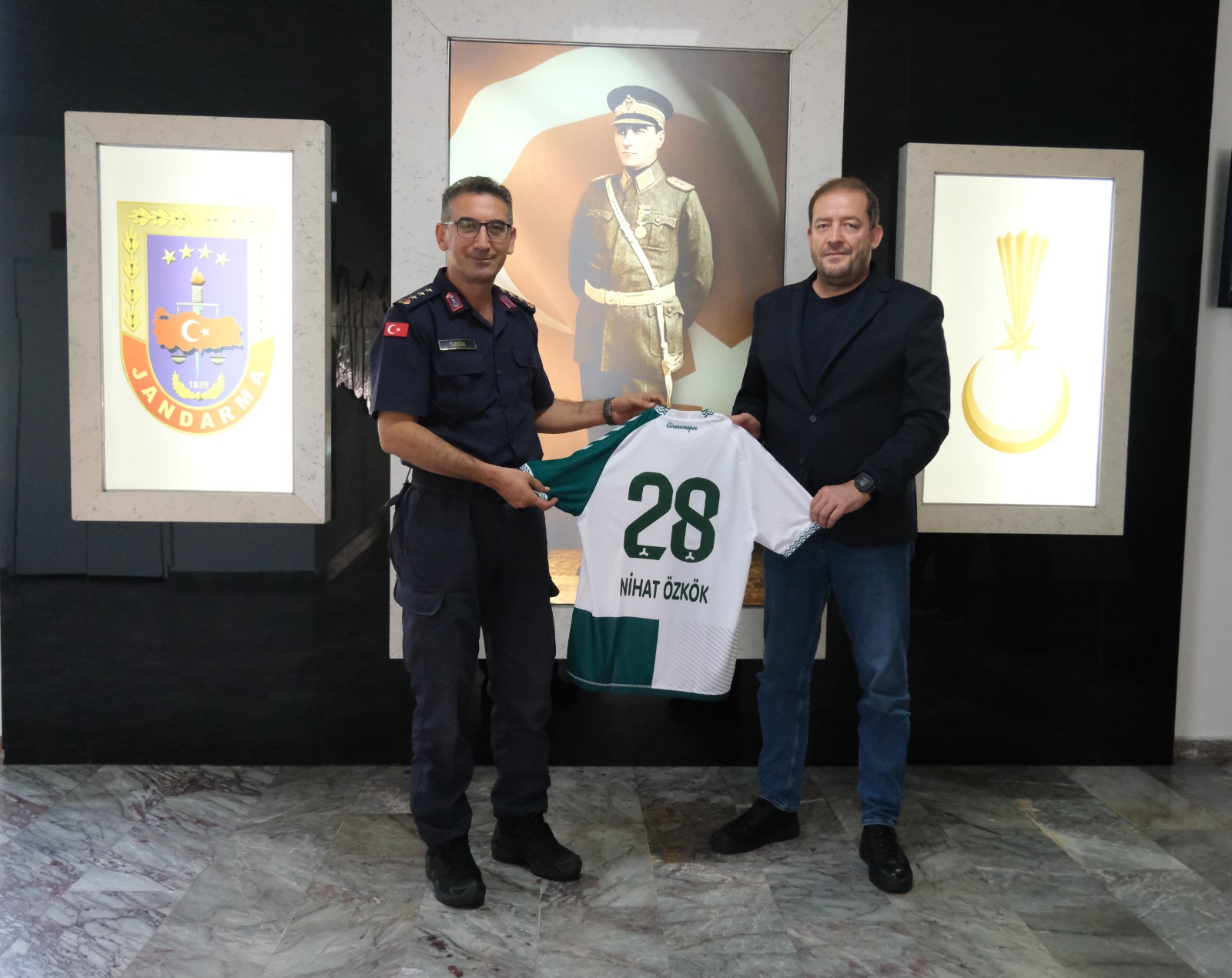 Başkanımız Emin Eltuğral ve Yönetim Kurulu Üyelerimizden Giresun İl Jandarma Komutanı Albay Nihat Özkök'e ziyaret