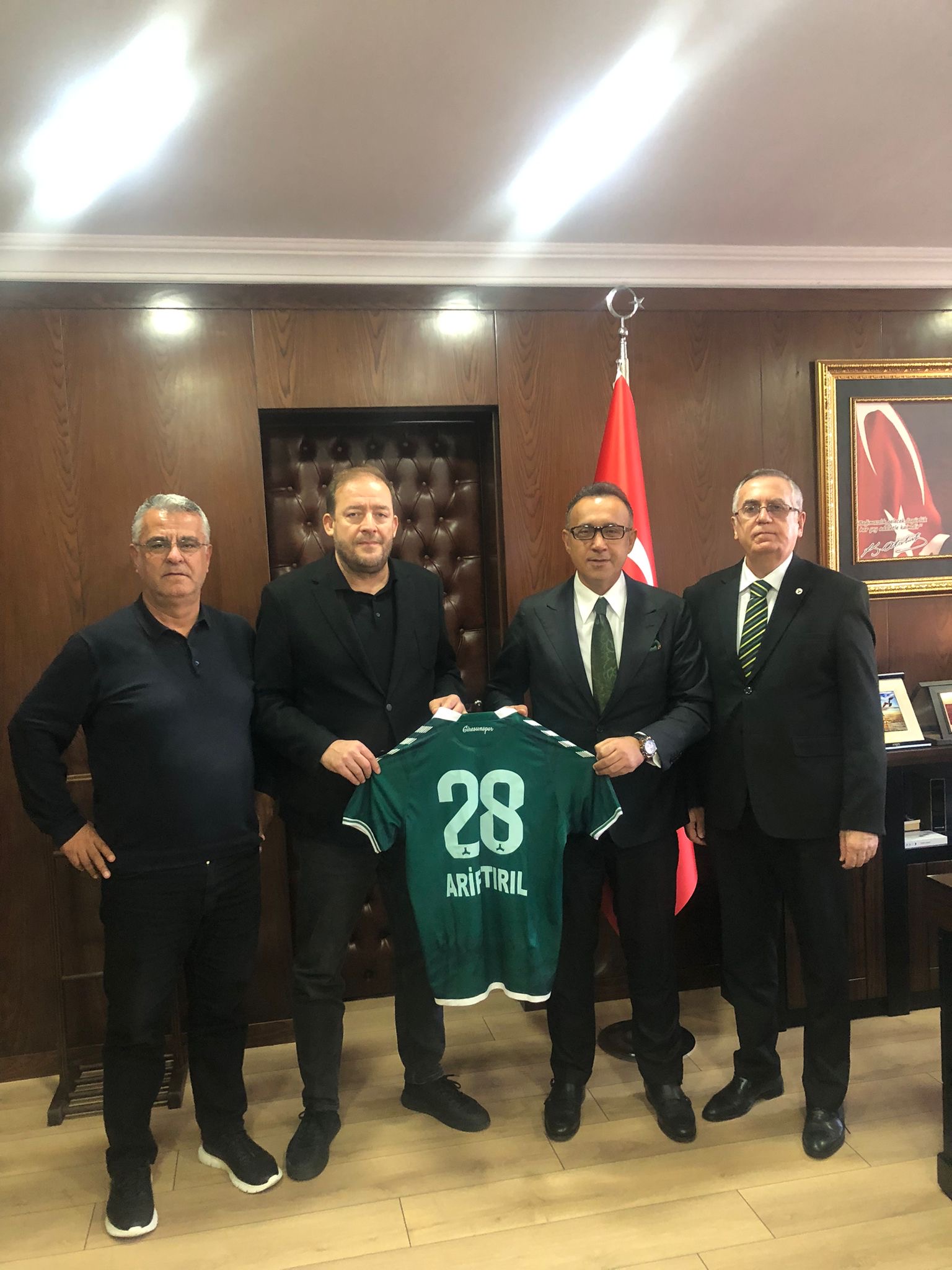 Başkanımız Emin Eltuğral ve Yönetim Kurulu Üyelerimizden Bakırköy Adli Yargı Adalet Komisyonu Başkanı Arif Tırıl'a ziyaret