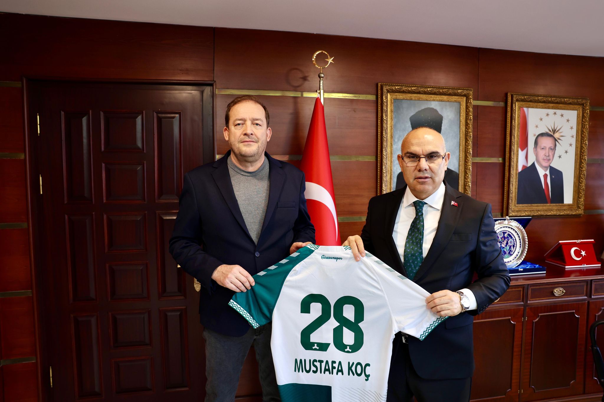 Başkanımız Emin Eltuğral ve Yönetim Kurulumuzdan Giresun Valimiz Sayın Mustafa Koç'a ziyaret